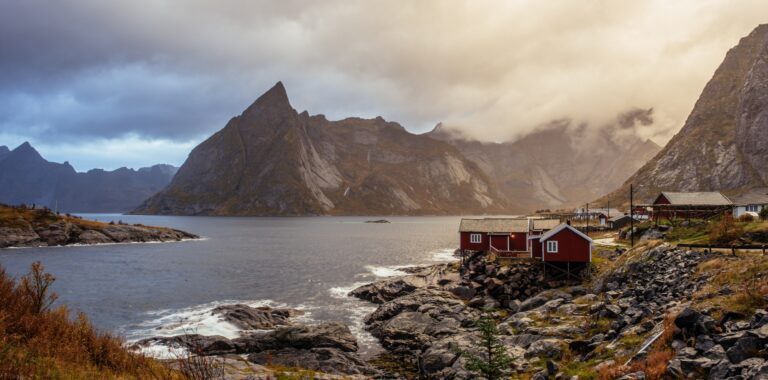 Why Travel with a Native Guide